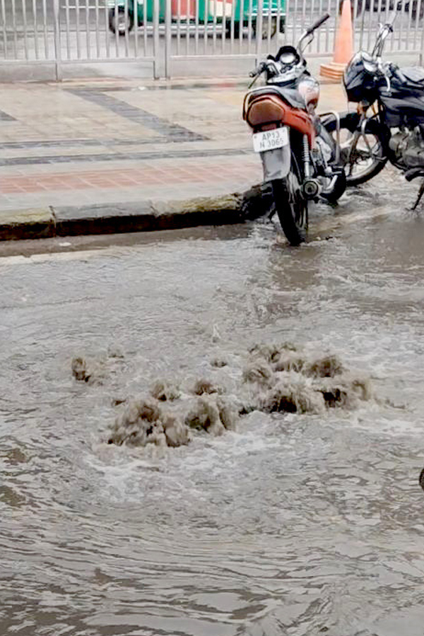 Heavy Rains In Telugu States Gallery18