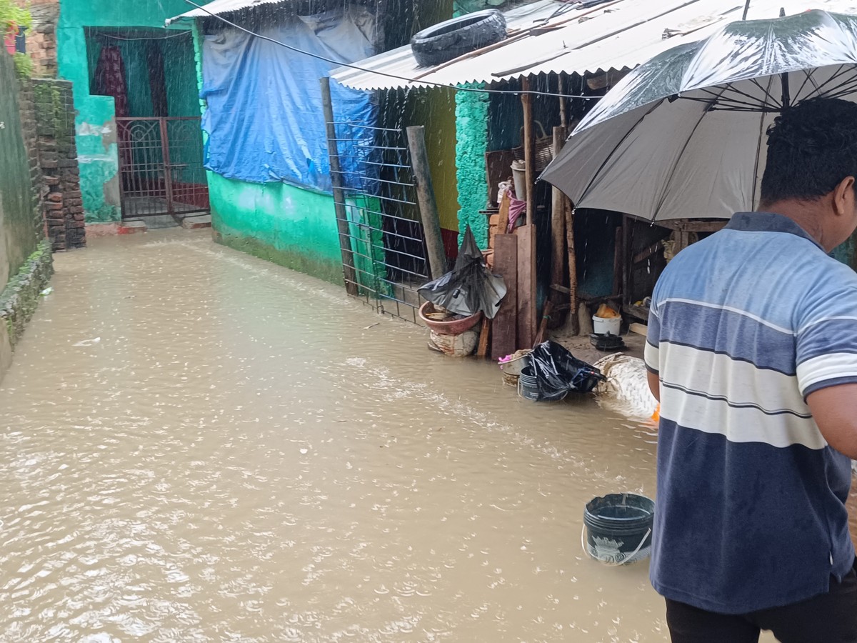 Heavy Rains In Telugu States Gallery27