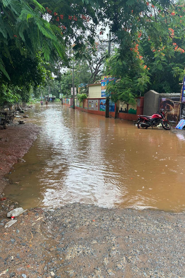 Heavy Rains In Telugu States Gallery30