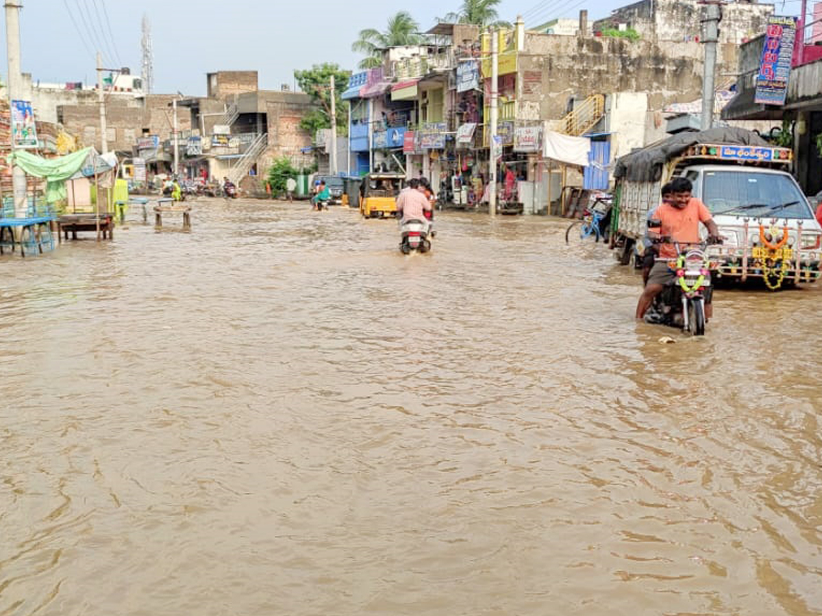 Heavy Rains In Telugu States Gallery39