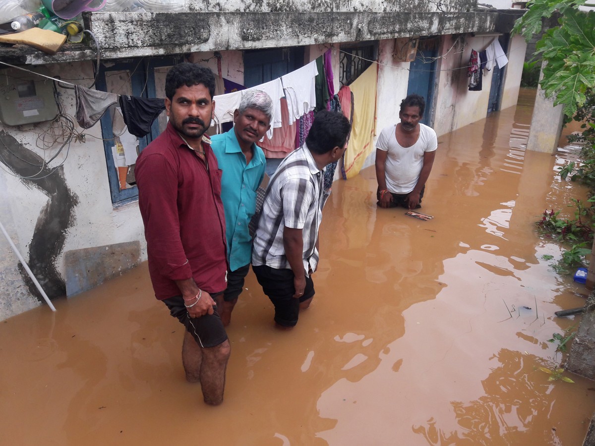 Heavy Rains In Telugu States Gallery7