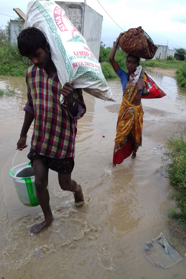 Heavy Rains In Telugu States Gallery8