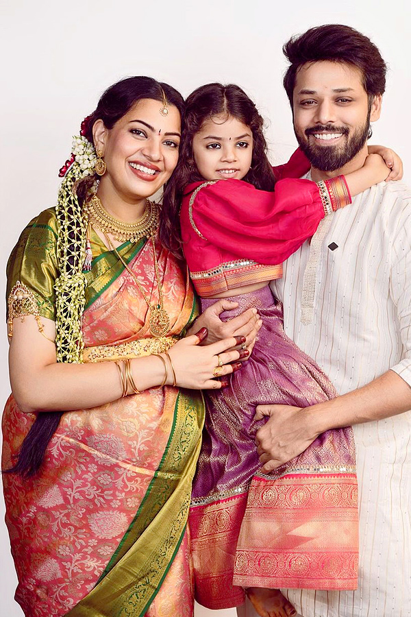 Singer Geetha Madhuri shares her son first photos in social media11