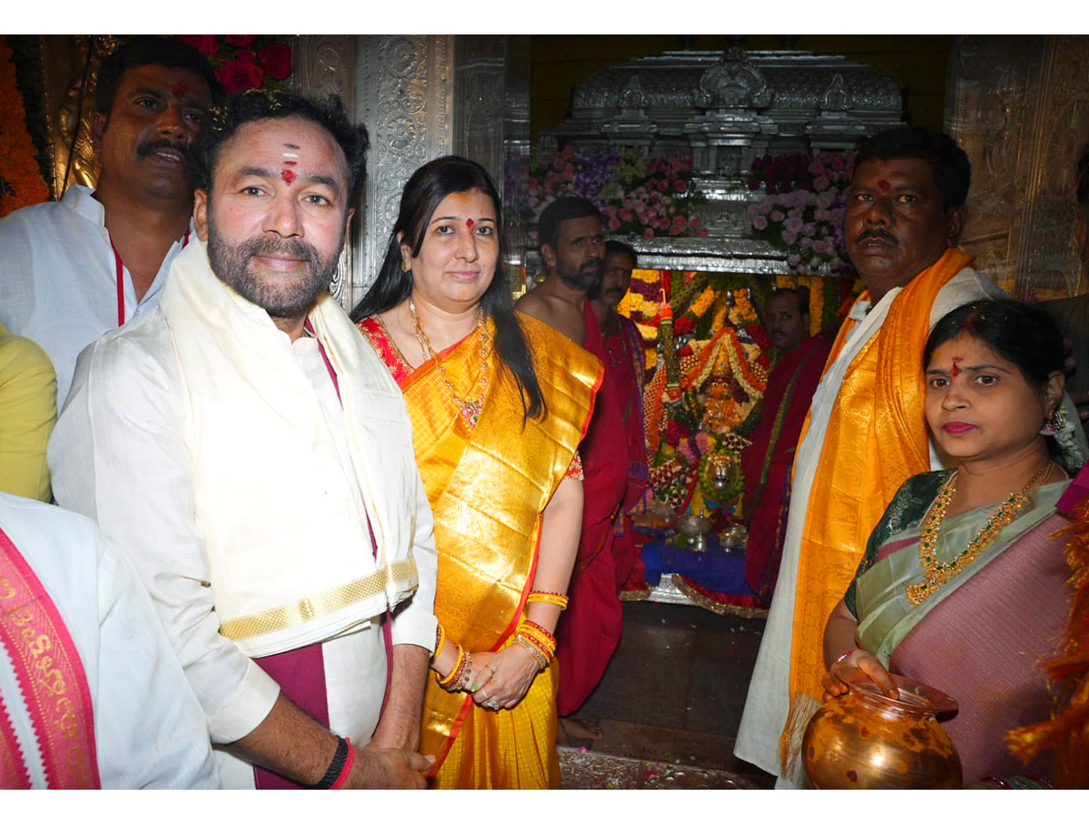 Ujjaini Mahankali Bonalu Celebrations At Secunderabad: Photos6