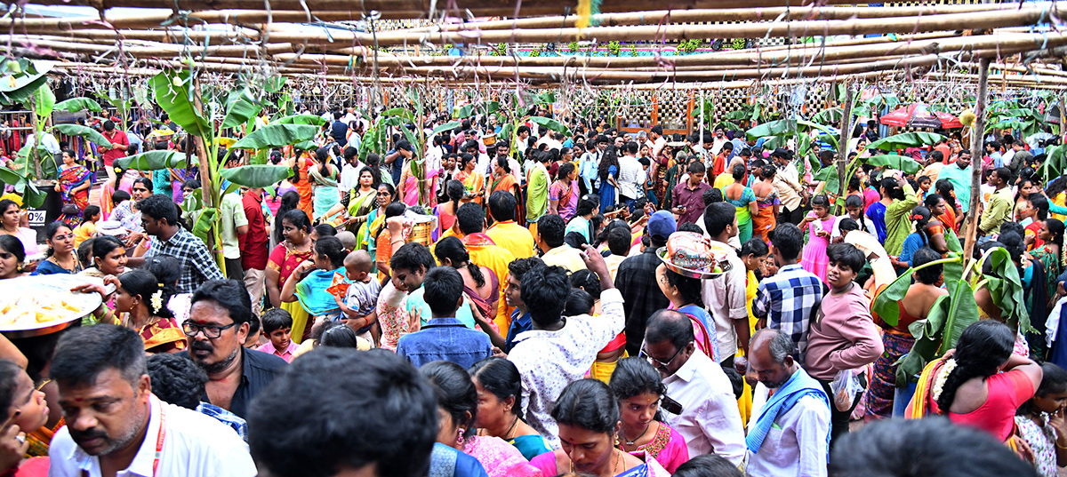 Ashadam Sare Festival In Vijayawada Durgamma16