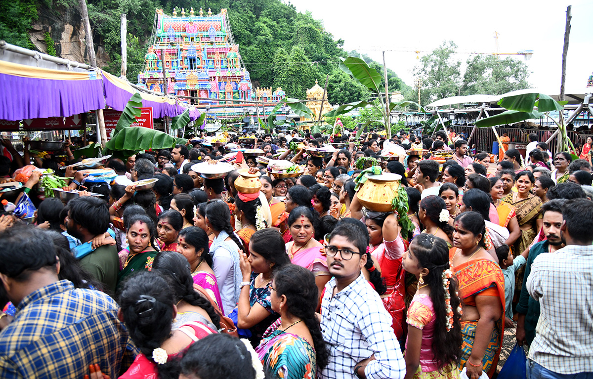 Ashadam Sare Festival In Vijayawada Durgamma19