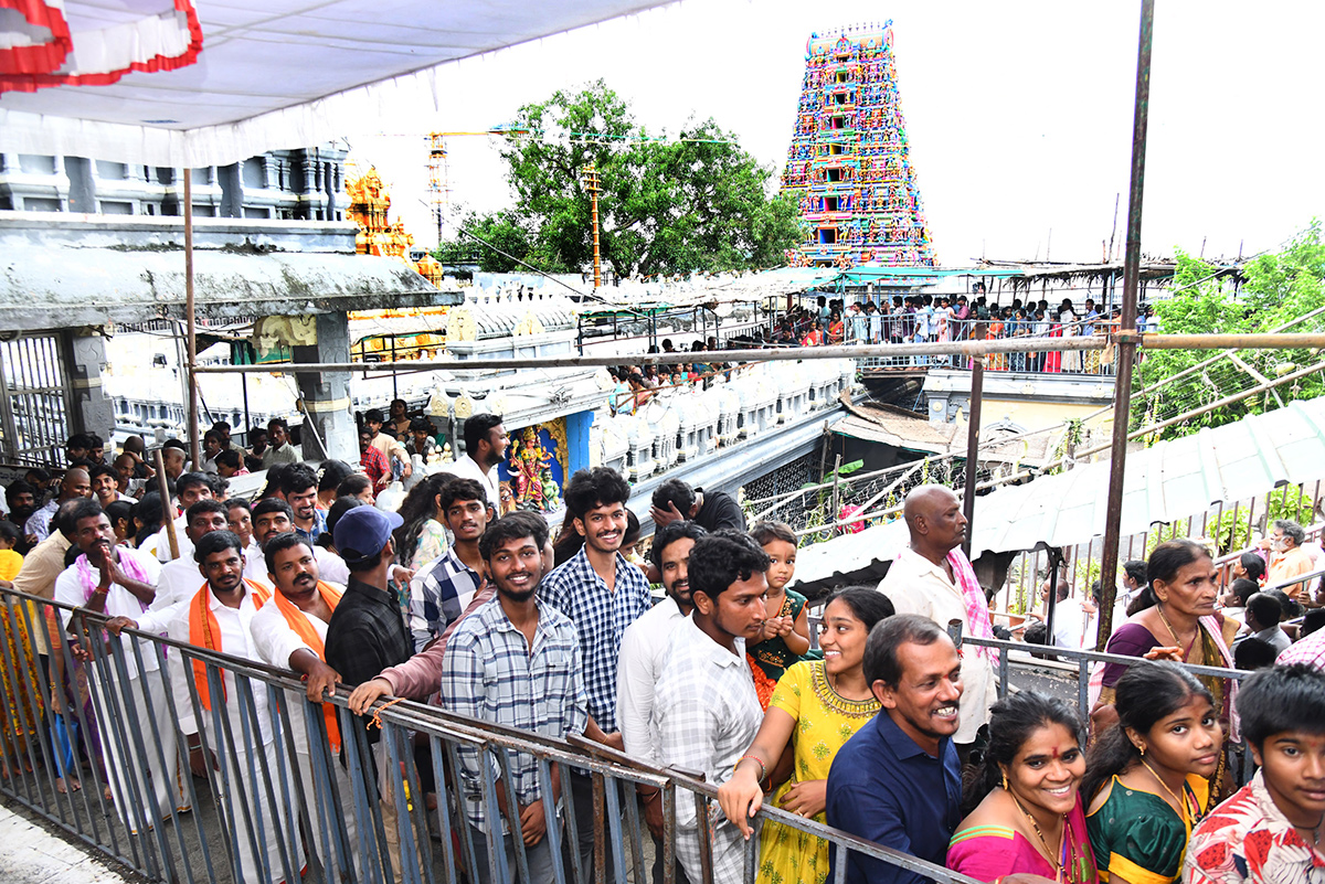 Ashadam Sare Festival In Vijayawada Durgamma25