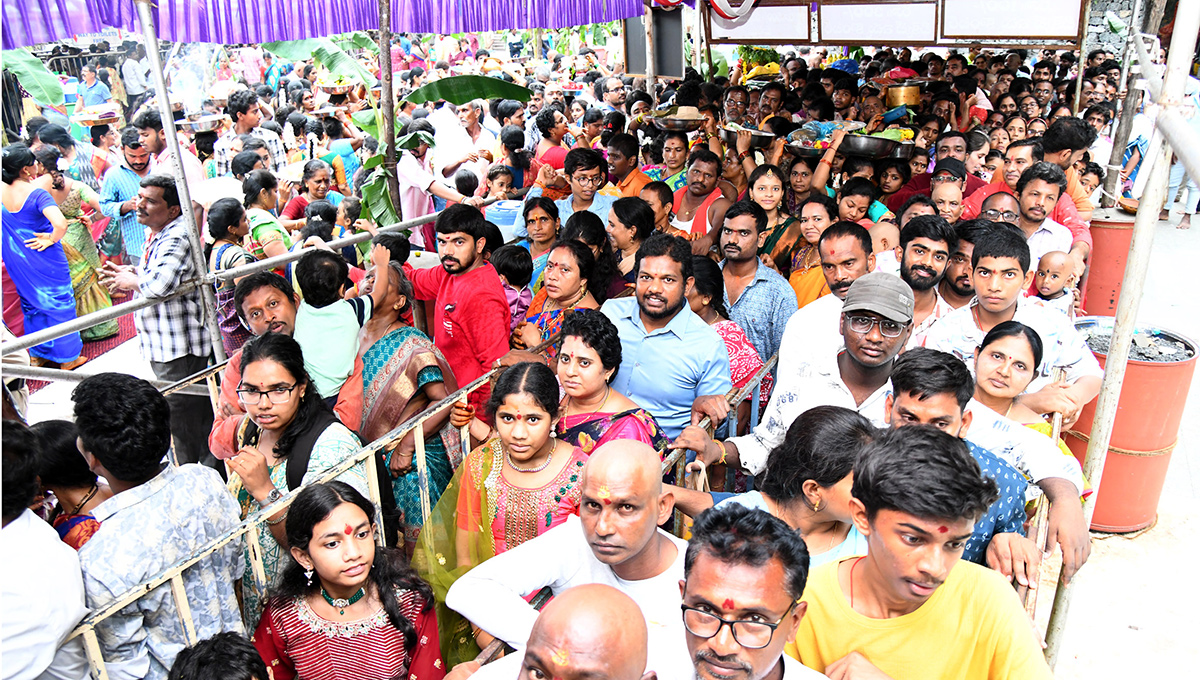 Ashadam Sare Festival In Vijayawada Durgamma26