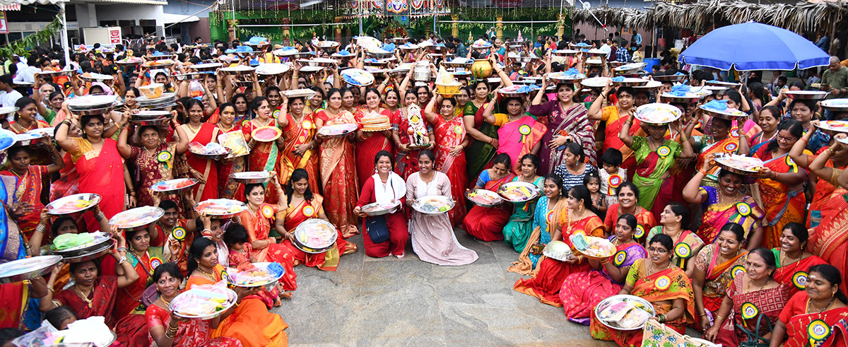 Ashadam Sare Festival In Vijayawada Durgamma34