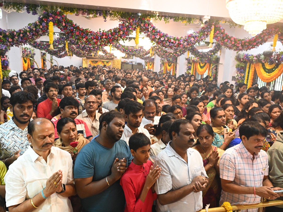 Grand Celebrations Of Guru Purnima In Hyderabad: Photos17