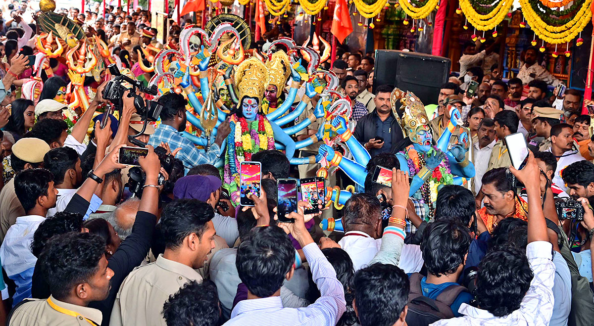 Secunderabad : Ujjaini Mahankali Bonalu Photos18