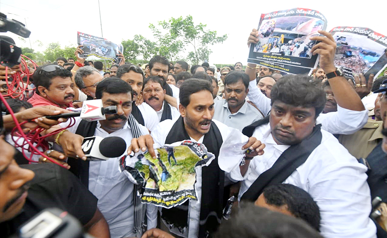 YS Jagan At Andhra Pradesh Assembly: Photos11