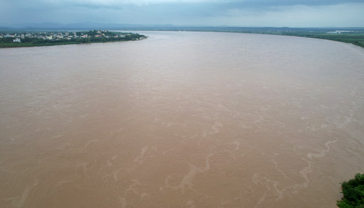 Godavari Water level Rises at Bhadrachalam Photos21