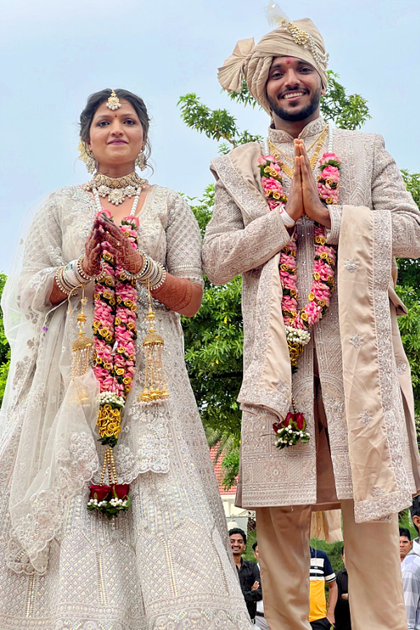 Indian cricketer Chetan Sakariya gets married Photos 4