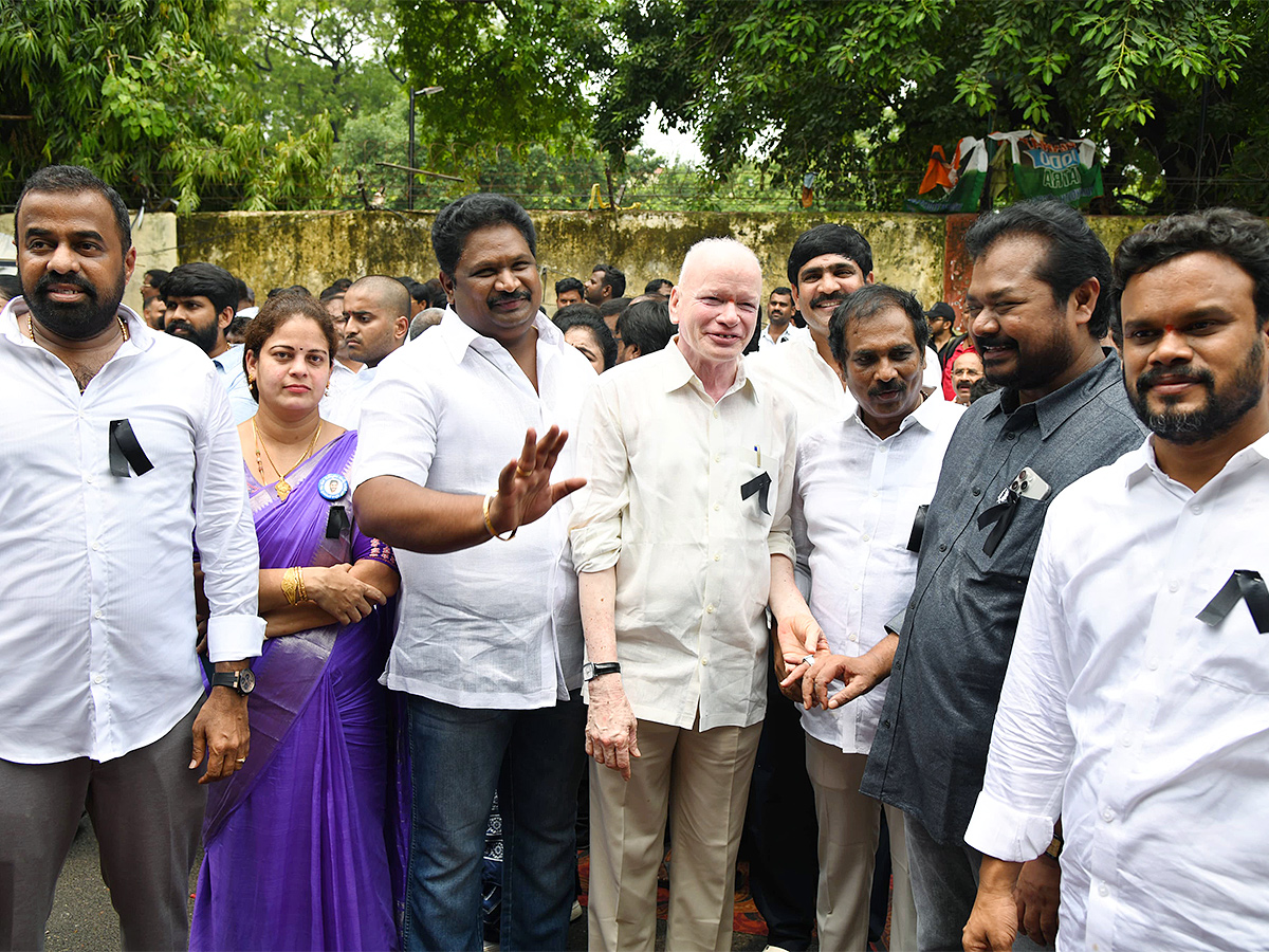 ys jagan mohan reddy darna at jantar mantar delhi11