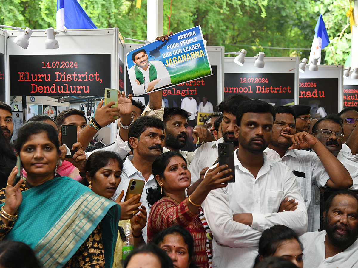 ys jagan mohan reddy darna at jantar mantar delhi20