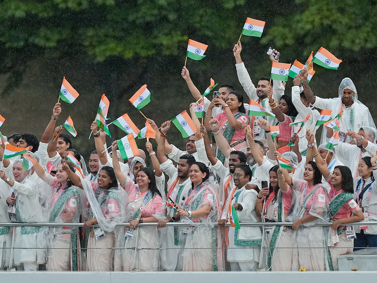 PV Sindhu at paris olympics 2024 photos10