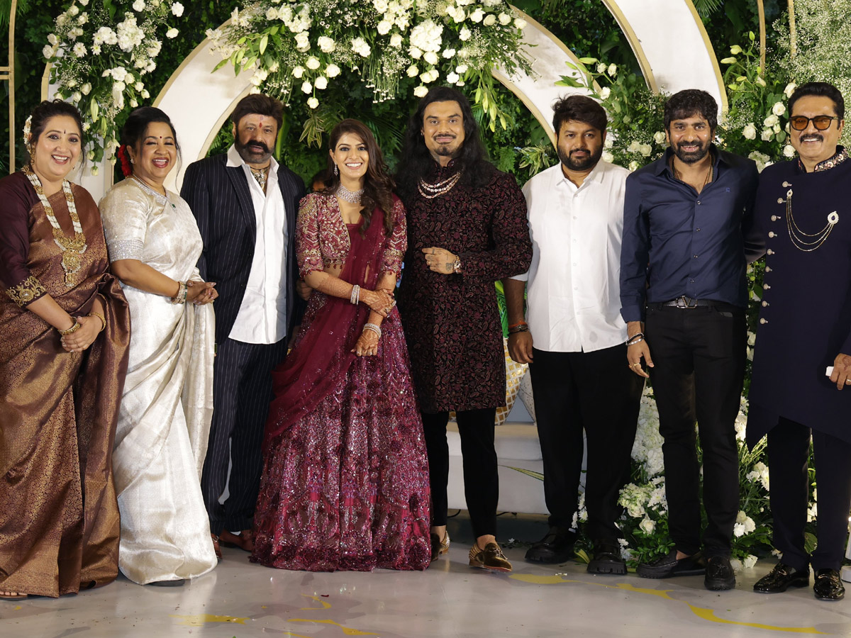 Varalaxmi Sarathkumar Grand Wedding Reception Photos18