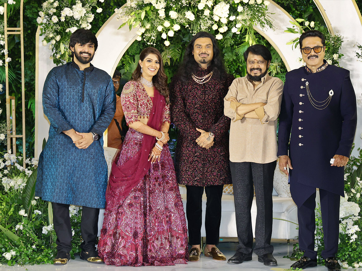 Varalaxmi Sarathkumar Grand Wedding Reception Photos23