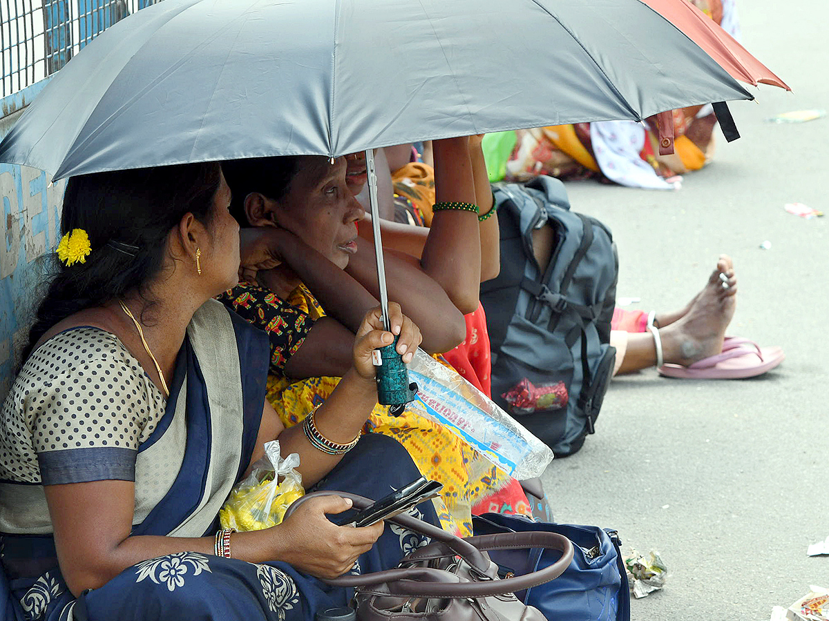 ASHA Workers Stage Protest9