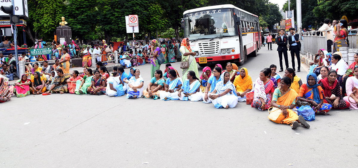 ASHA Workers Stage Protest7