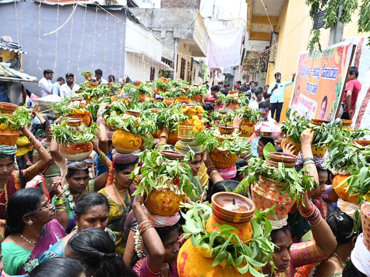 Bonala celebrations at Eidamma Temple in Filmnagar Photos11