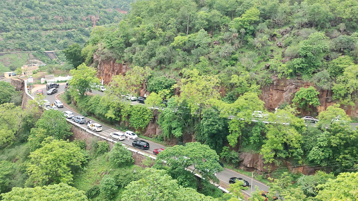 Inflows Rise At Srisailam Dam Photos12