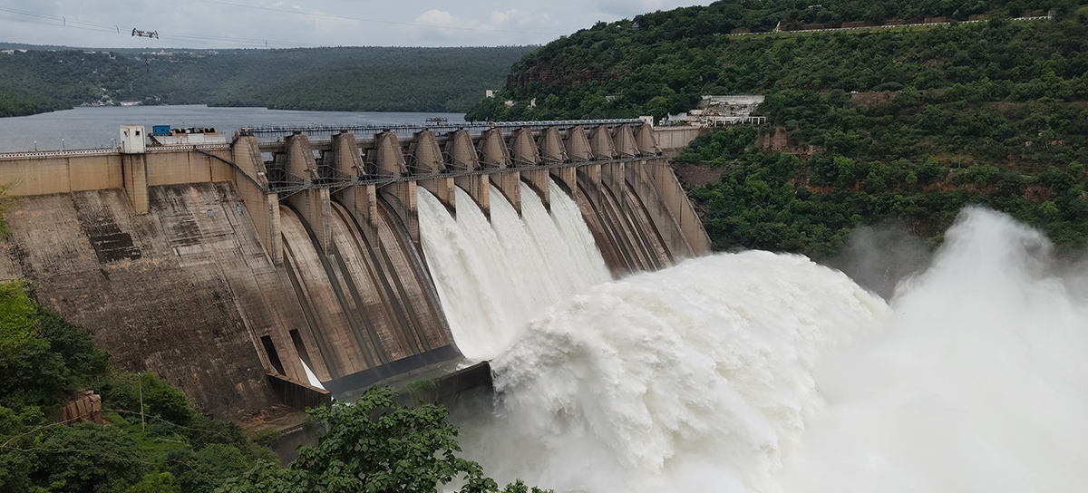 Inflows Rise At Srisailam Dam Photos15