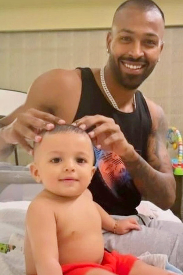 Hardik Pandya shares emotional post on his son's birthday after divorce announcement: Photos17