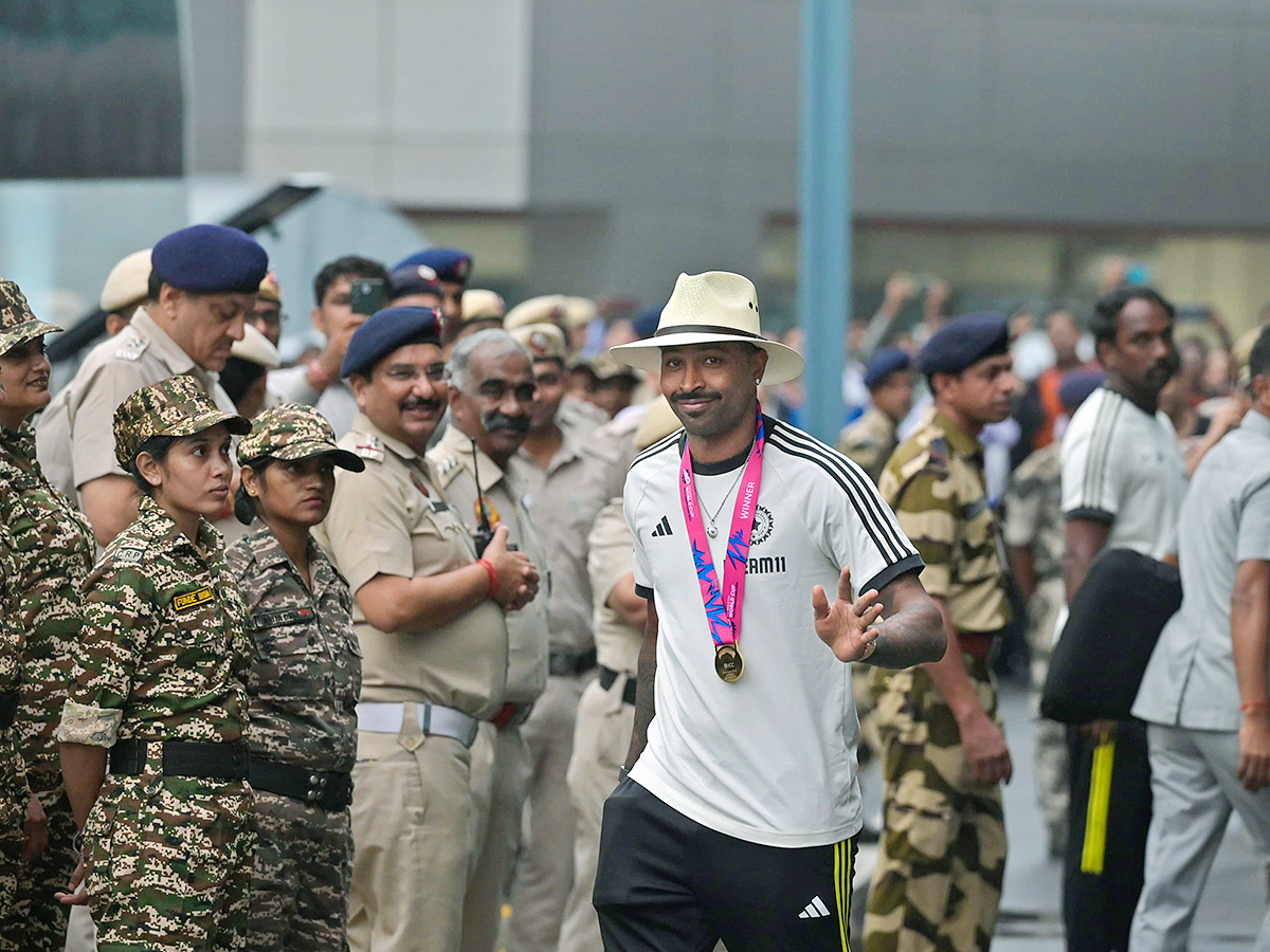 Indian cricket team returned Thursday after winning the T20 Cricket World Cup5