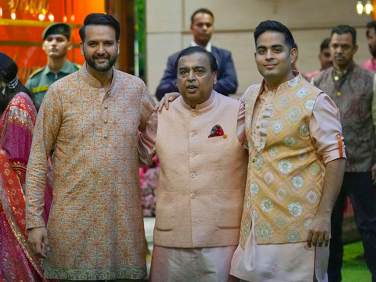 Anant Ambani And Radhika Merchants Mameru Ceremony Photos10