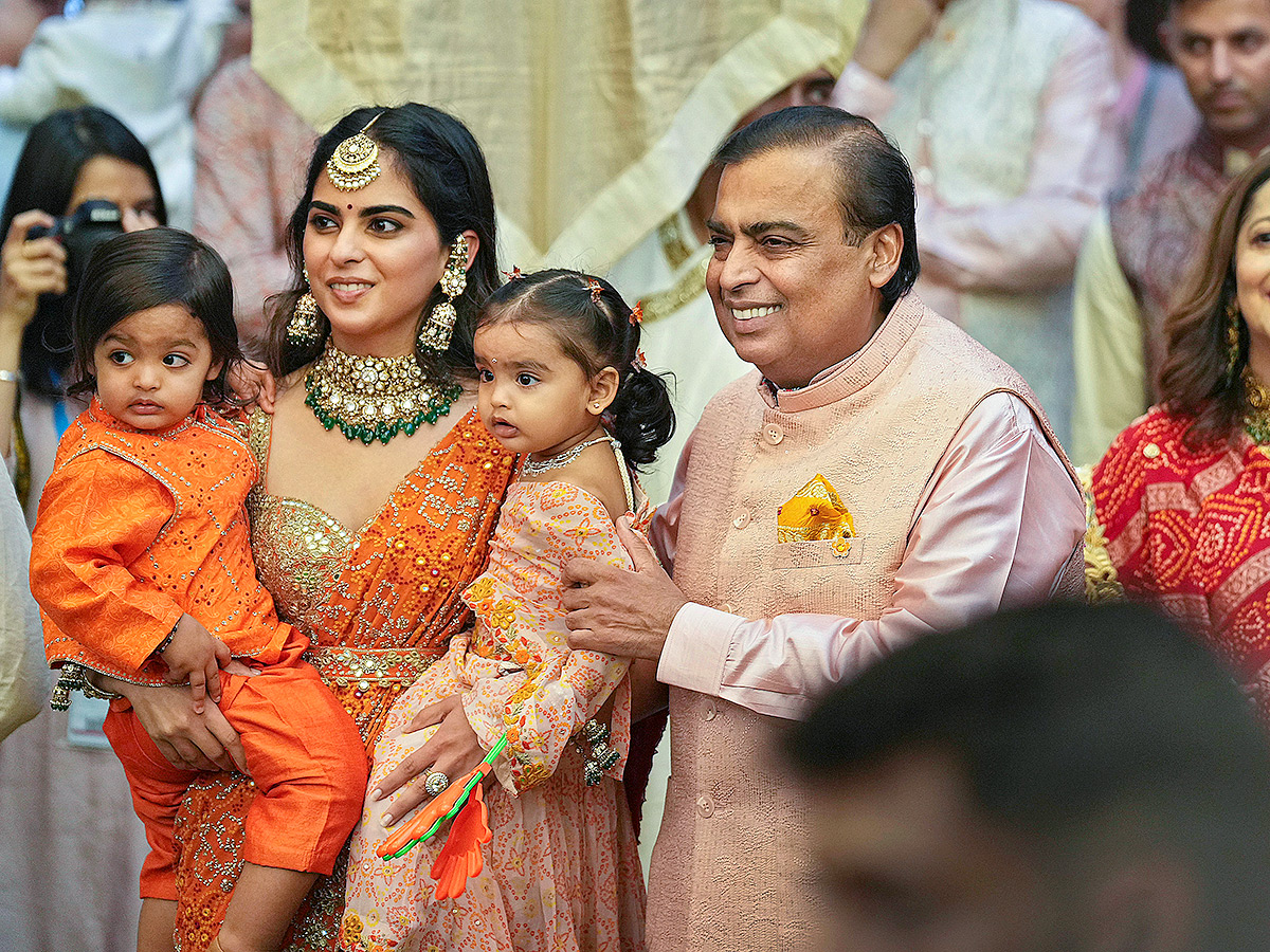 Anant Ambani And Radhika Merchants Mameru Ceremony Photos14