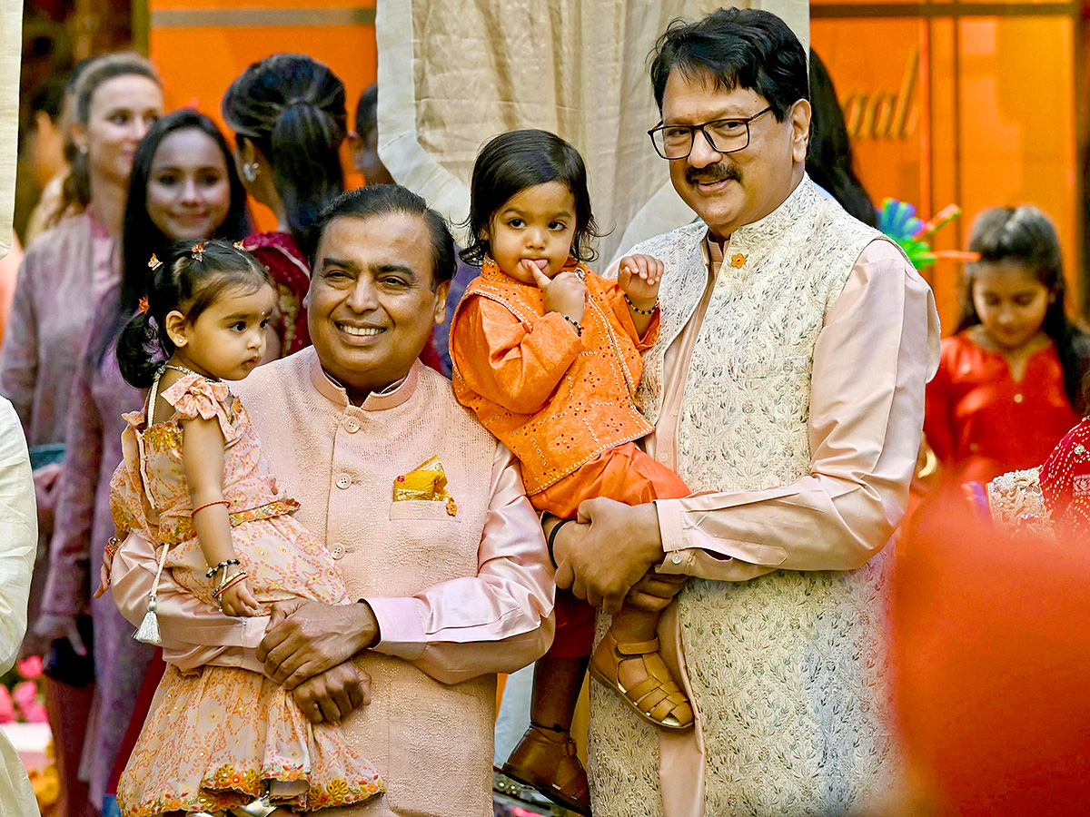 Anant Ambani And Radhika Merchants Mameru Ceremony Photos2