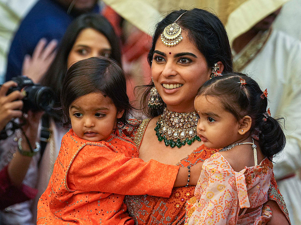 Anant Ambani And Radhika Merchants Mameru Ceremony Photos6