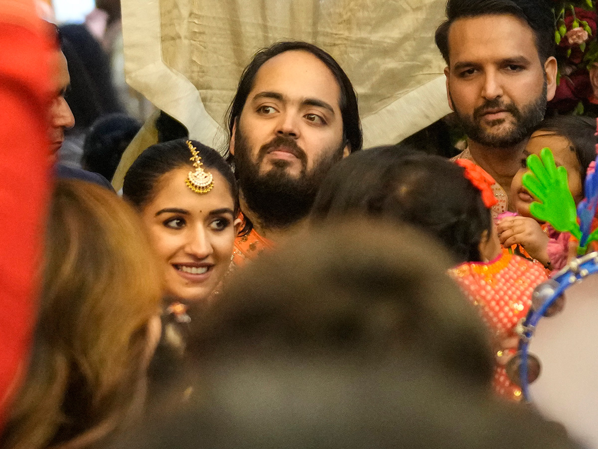 Anant Ambani And Radhika Merchants Mameru Ceremony Photos7