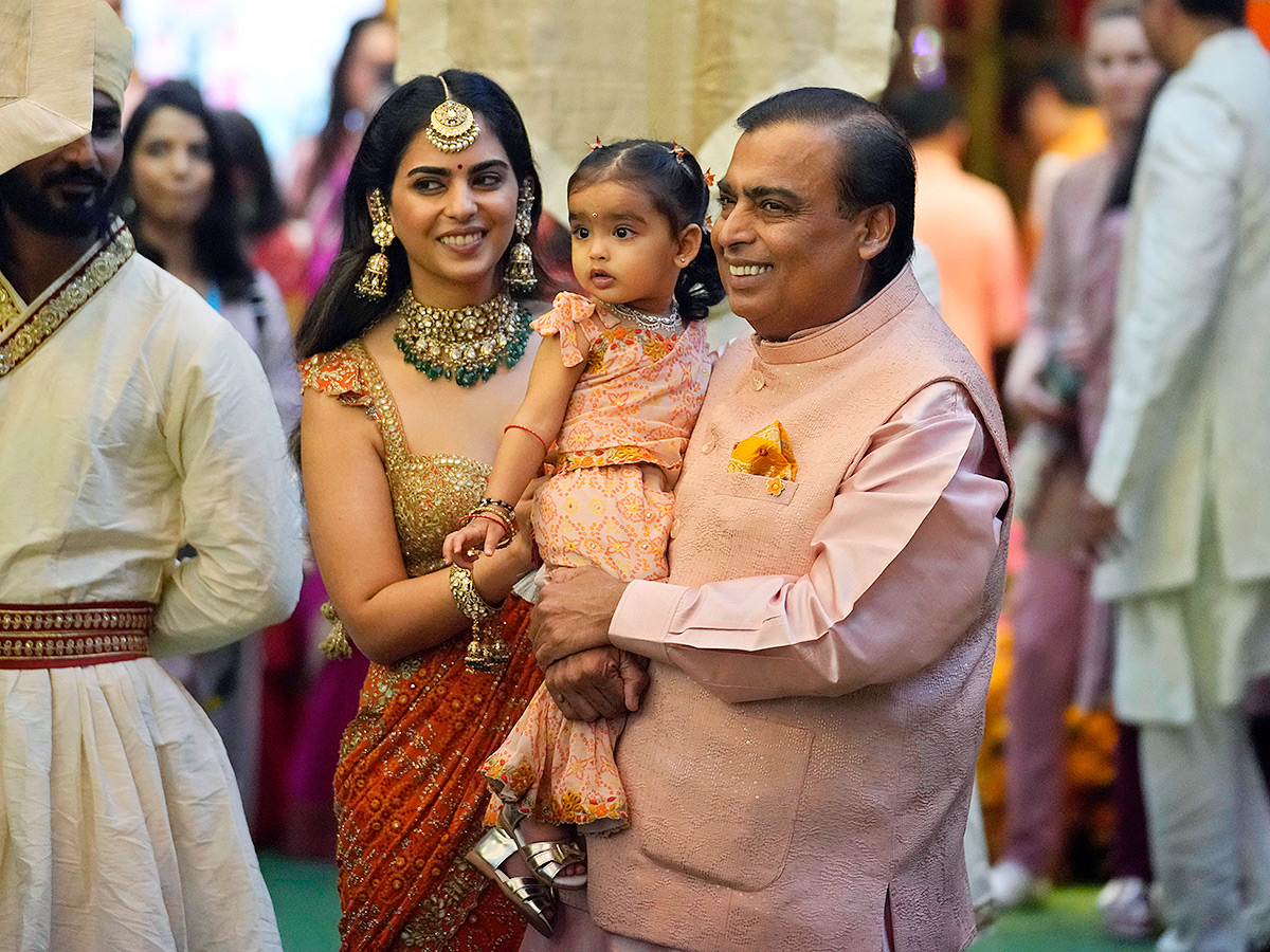 Anant Ambani And Radhika Merchants Mameru Ceremony Photos8