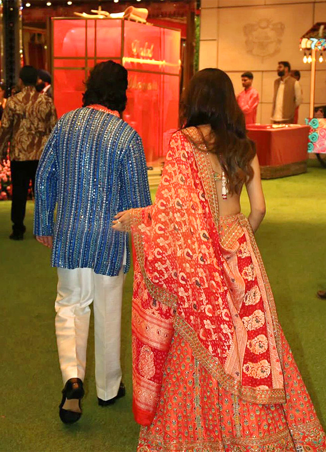 Janhvi Kapoor Hugs Anant Ambani, Attends Mameru Ceremony With Boyfriend: Photos2