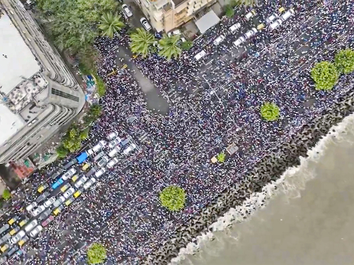 Team India T20 World Cup Victory Parade Photos17