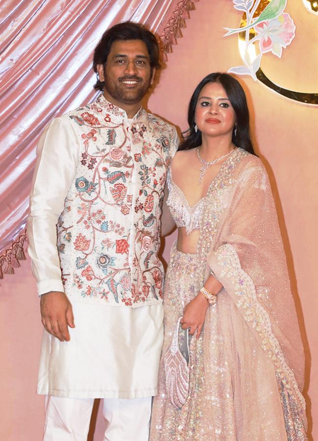 Indian Cricketers At Anant Ambani and Radhika Merchant Sangeet Ceremony in Mumbai7