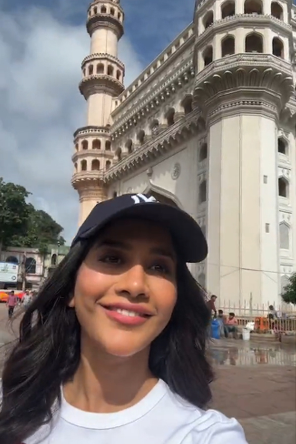 Nabha Natesh Raaahis Day Out In Hyderabad Photos9