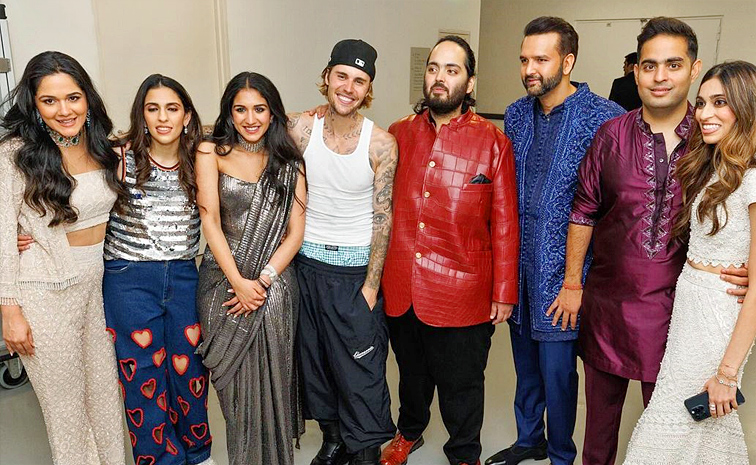 Justin Bieber With Anant Ambani And Radhika Merchant Sangeet Photos2