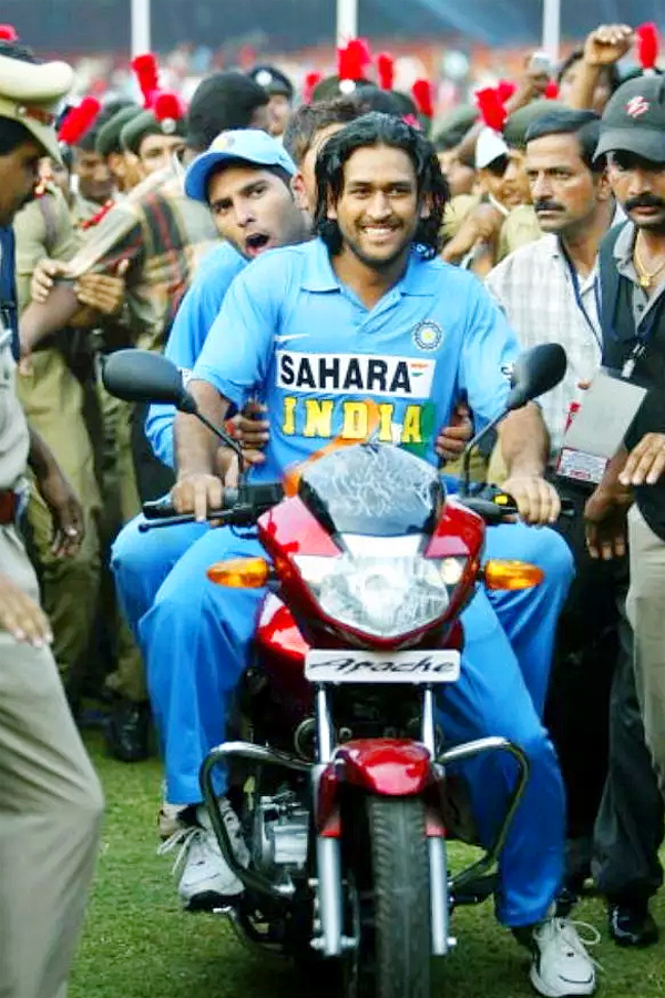 MS Dhoni Happy Birthday Special Photos10