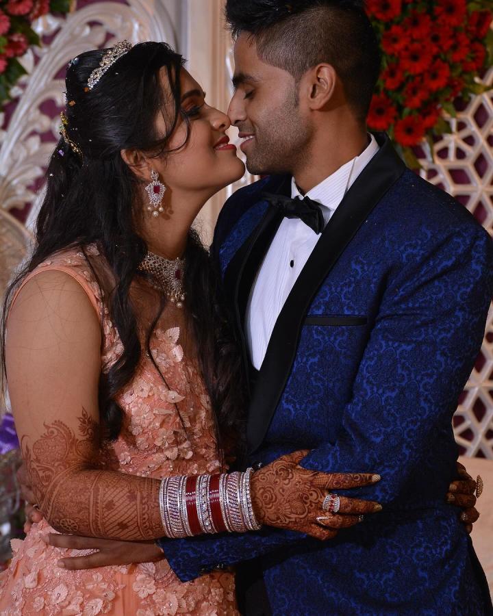 Suryakumar Yadav Devisha Shetty Wedding Anniversary Photos Goes Viral In Social Media14