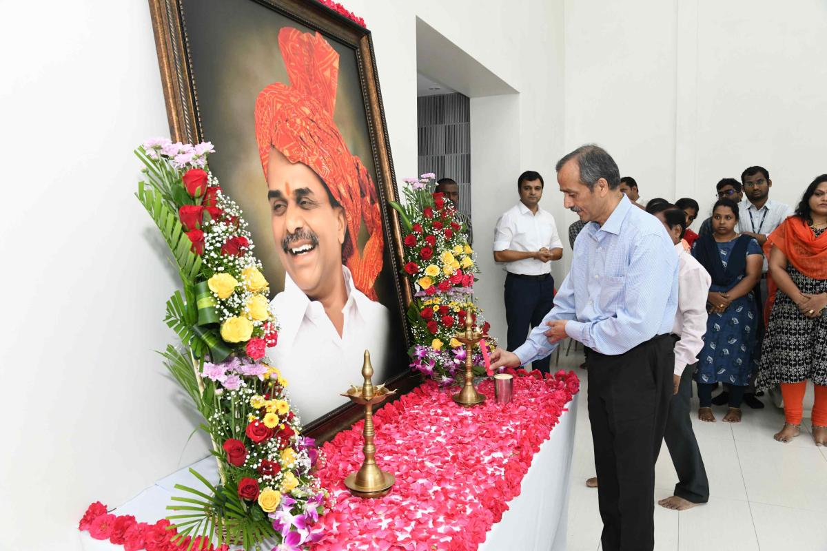 YSR Jayanthi Celebrations In Sakshi Head Office Hyderabad Photos5