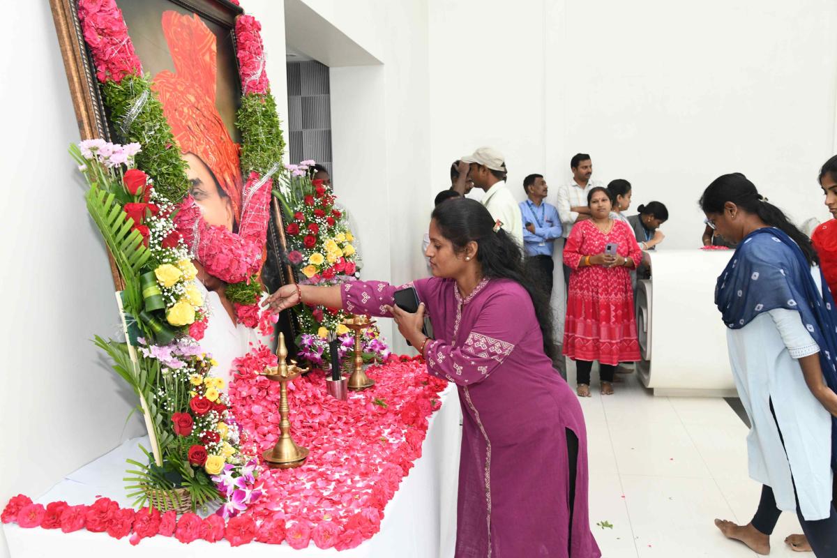 YSR Jayanthi Celebrations In Sakshi Head Office Hyderabad Photos20