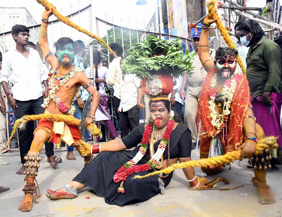 Golkonda Bonalu Celebrations 2024 Photos6