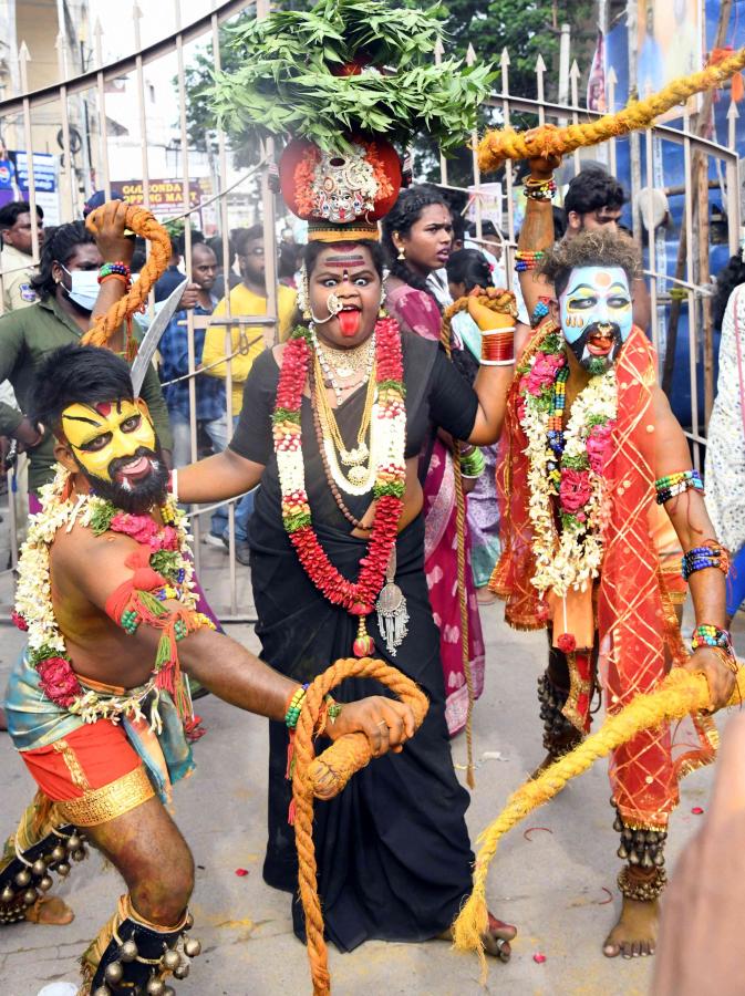 Golkonda Bonalu Celebrations 2024 Photos7