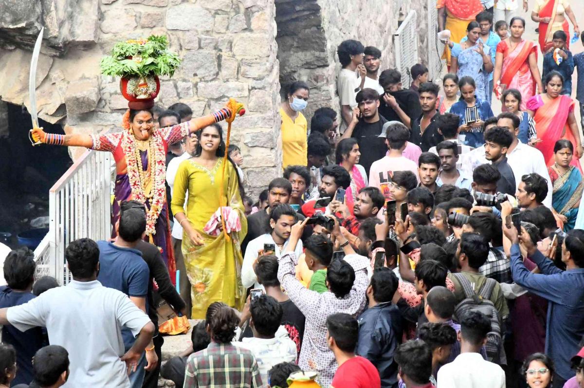 Golkonda Bonalu Celebrations 2024 Photos12