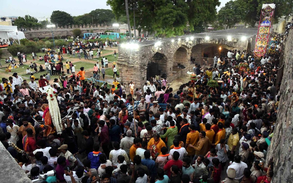 Golkonda Bonalu Celebrations 2024 Photos33