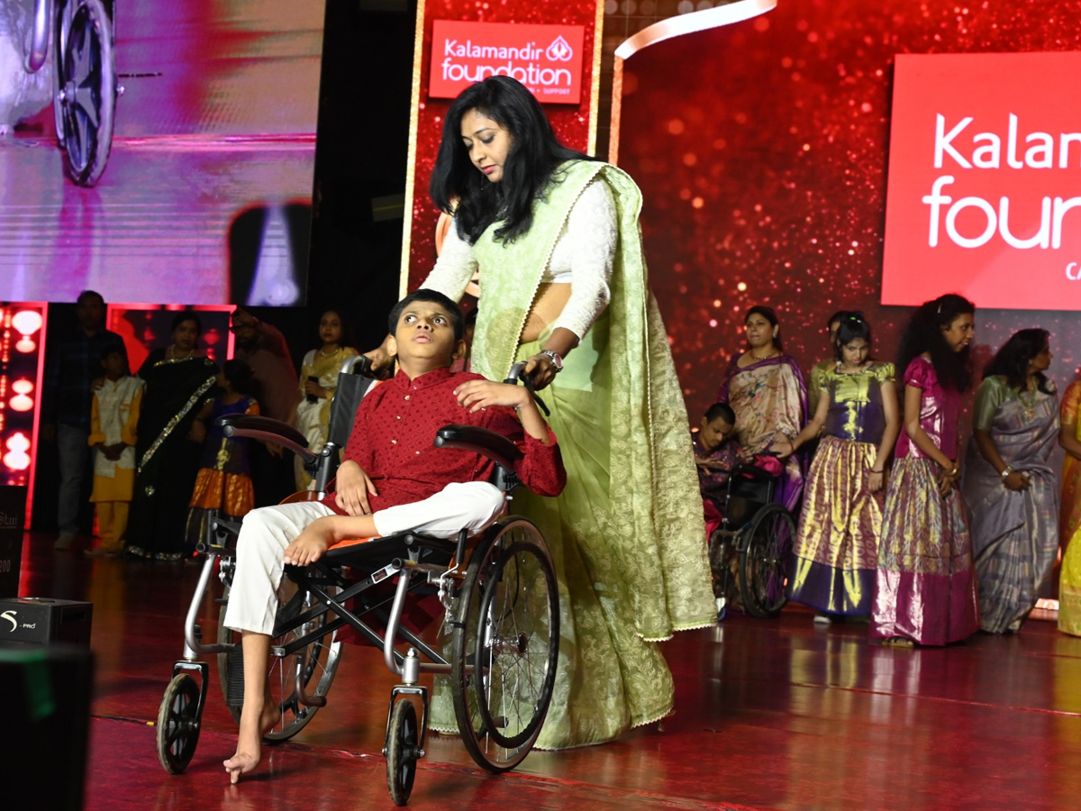 Celebrities Buzz At Kalamandir Foundation Day Celebration12